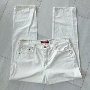 NWT-Levi’s 505 Nouveau Straight Low Rise Cream Colored Jeans
